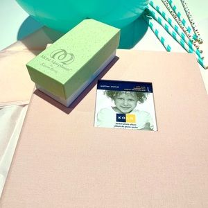 Baby Gift: Metal Morphosis spoon + Kolo album